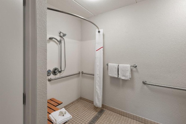 Red Roof Inn Binghamton - Johnson City image 28