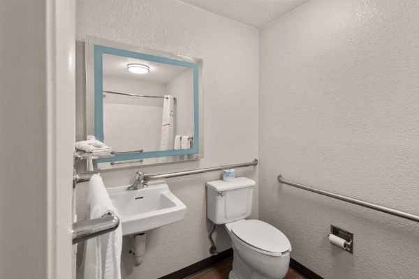 Red Roof Inn Binghamton - Johnson City image 30