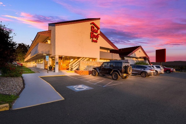 Red Roof Inn Binghamton - Johnson City image 6